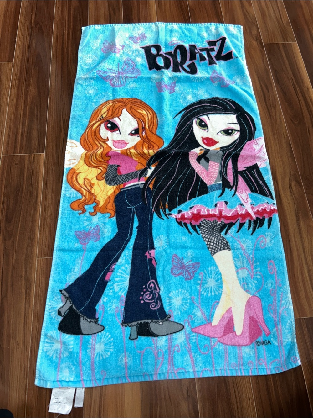 Bratz vintage swim towel
